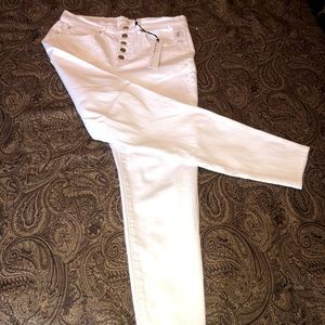 White high waisted jeans